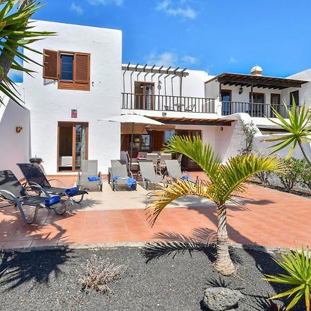 Puerto Chico 2 Appartement Playa Blanca  Buitenkant foto