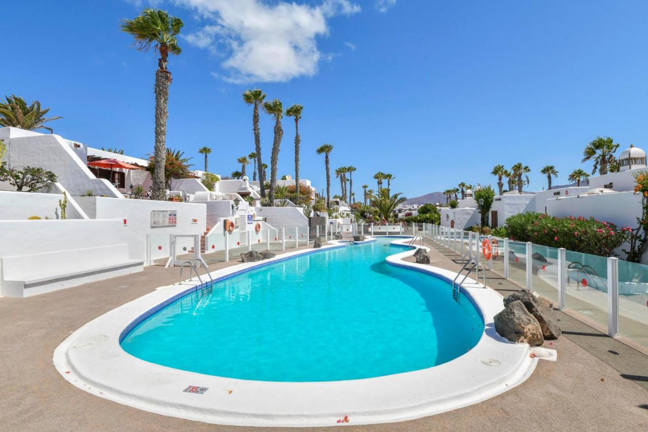 Puerto Chico 2 Appartement Playa Blanca  Buitenkant foto